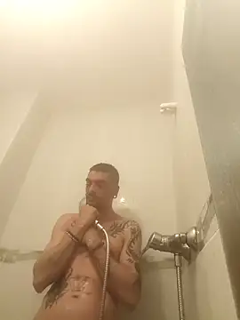 Icen  online show from February 21, 6:03 am