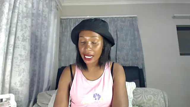 Snapshot of leanna23 chatting on October 12, 6:07 pm leanna23 online show from October 12, 6:07 pm