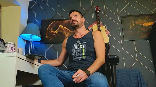 ChrisKox online show from October 12, 9:47 pm