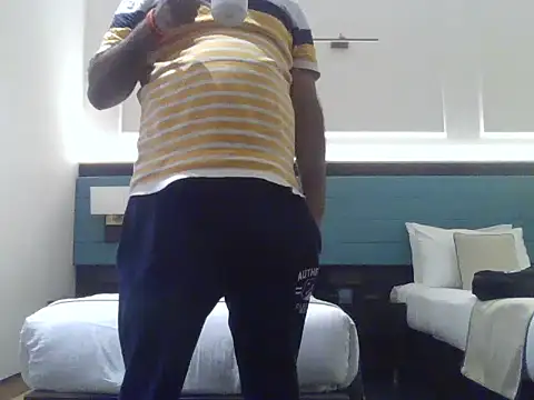 Snapshot of rarindam17 chatting on February 22, 11:31 am rarindam17 online show from February 22, 11:31 am