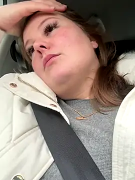 BootyLola online show from November 28, 8:39 am