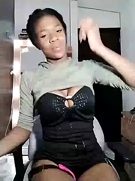 Snapshot of angel_allis chatting on December 5, 4:09 am angel allis online show from December 5, 4:09 am