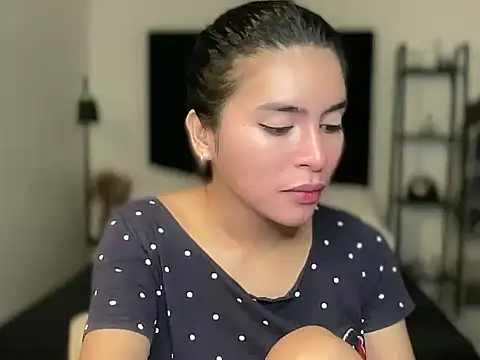 your bianca69 online show from December 22, 11:02 pm