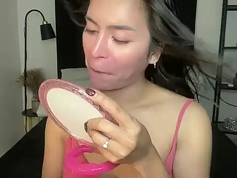 Snapshot of your_bianca69 chatting on February 22, 2:24 am your bianca69 online show from February 22, 2:24 am