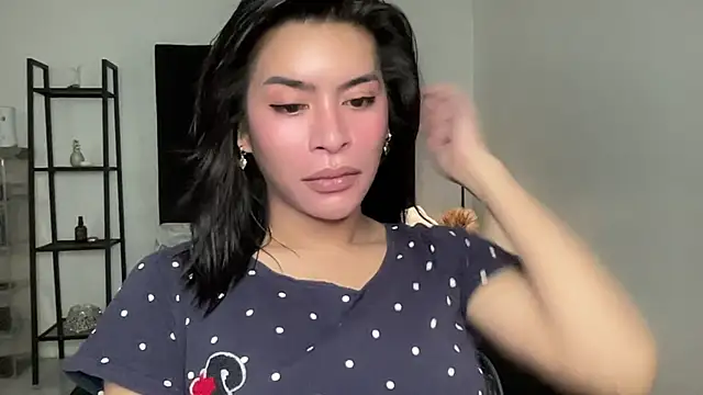 Snapshot of your_bianca69 chatting on March 24, 1:54 am your bianca69 online show from March 24, 1:54 am