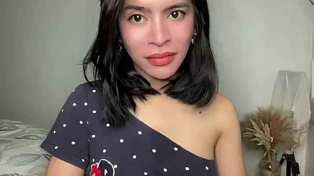 Snapshot of your_bianca69 chatting on March 26, 9:09 pm your bianca69 online show from March 26, 9:09 pm