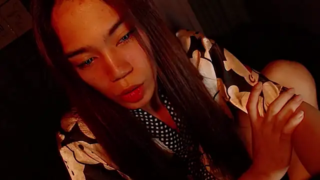 FlexibleYassi online show from December 5, 9:29 am