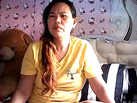 lovely-asian online show from October 2, 6:20 am