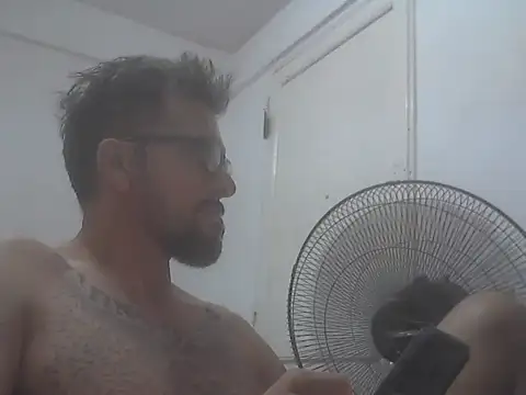 Snapshot of el_principe_hot chatting on November 4, 1:27 am el principe hot online show from November 4, 1:27 am