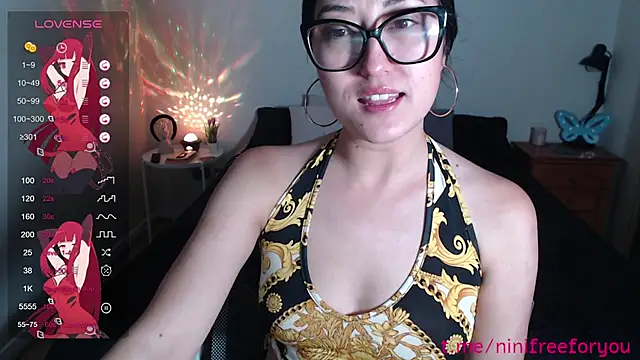 Ninimoon online show from November 24, 2:44 am