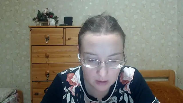 Smart Rose online show from February 9, 7:29 pm