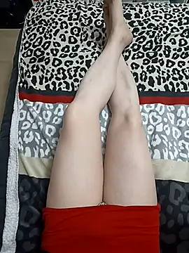 Snapshot of JulietteMaitresse chatting on February 18, 7:26 am JulietteMaitresse online show from February 18, 7:26 am