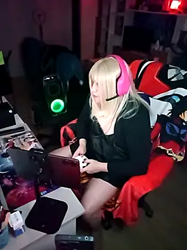 JulietteMaitresse online show from March 22, 4:27 am