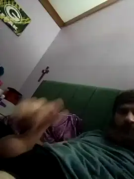 Snapshot of bam420bam chatting on February 7, 2:04 am bam420bam online show from February 7, 2:04 am