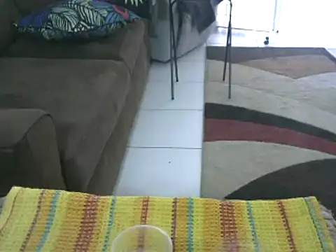 Snapshot of 1chatter3 chatting on December 14, 6:52 pm 1chatter3 online show from December 14, 6:52 pm