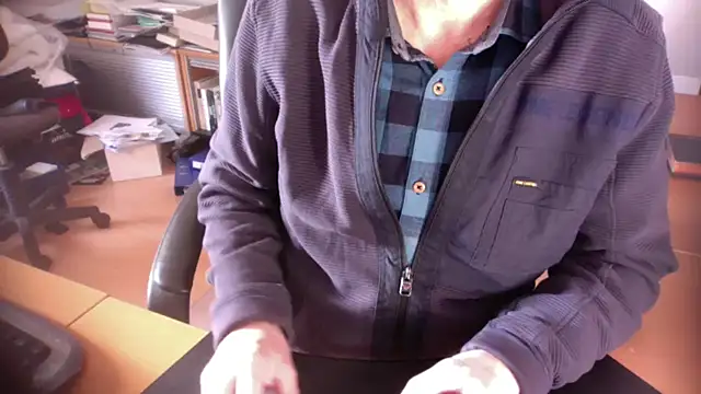 outlaw200 online show from December 17, 12:43 pm