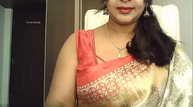 Snapshot of Spandana_Sweety chatting on January 29, 5:40 am Spandana Sweety online show from January 29, 5:40 am