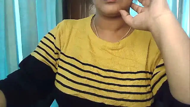 Snapshot of Spandana_Sweety chatting on September 14, 6:45 am Spandana Sweety online show from September 14, 6:45 am