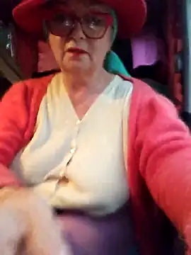 Snapshot of MucMilf59 chatting on October 10, 4:39 pm MucMilf59 online show from October 10, 4:39 pm