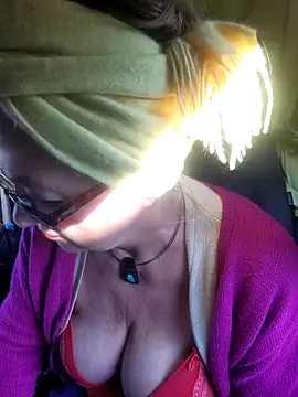 MucMilf59 online show from December 2, 12:43 pm