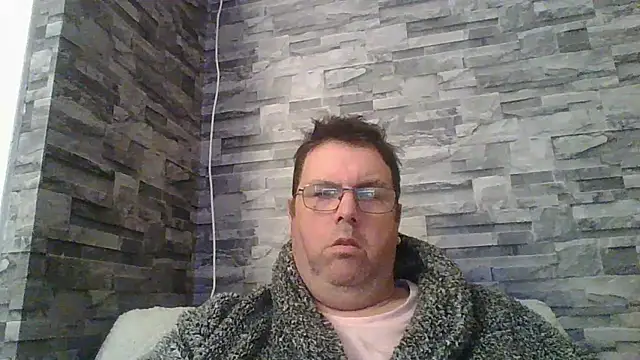 Snapshot of WOOLYMARK2507 chatting on February 11, 5:40 pm WOOLYMARK2507 online show from February 11, 5:40 pm