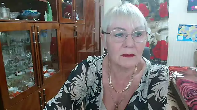 JenaCheim online show from November 10, 6:56 am