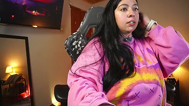 coraline latin online show from April 11, 12:15 am