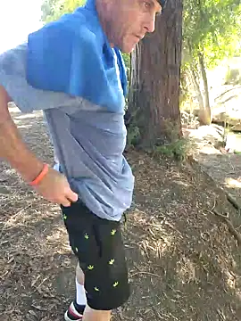 Snapshot of 415cali925 chatting on September 26, 9:52 pm 415cali925 online show from September 26, 9:52 pm