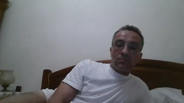 CarlosRocha73 online show from May 12, 11:24 pm
