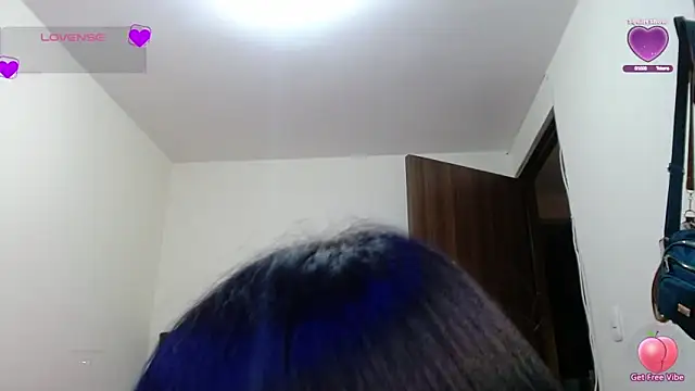 Snapshot of sweetshorexxx chatting on January 10, 12:49 am sweetshorexxx online show from January 10, 12:49 am