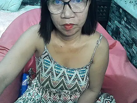 ASIANDOLLY4U online show from January 11, 7:28 am
