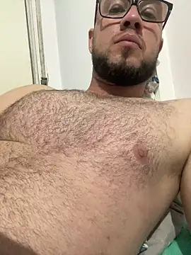 AlejoStrep online show from February 5, 3:55 am