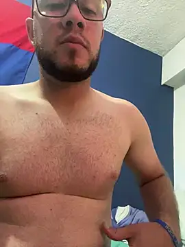 AlejoStrep online show from March 5, 5:36 am