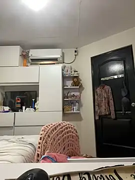 asianmystery203 online show from February 5, 1:47 am