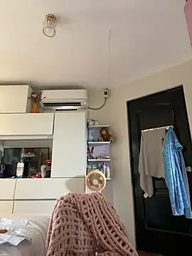 asianmystery203 online show from February 26, 6:47 am