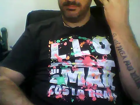 Snapshot of Italian_dark_desire chatting on November 14, 10:03 am Italian dark desire online show from November 14, 10:03 am