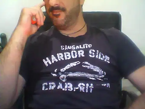 Snapshot of Italian_dark_desire chatting on November 14, 10:07 pm Italian dark desire online show from November 14, 10:07 pm