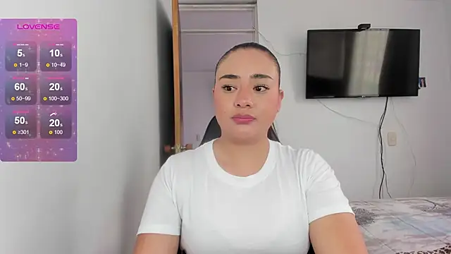 ReyleDoll online show from July 13, 8:22 pm