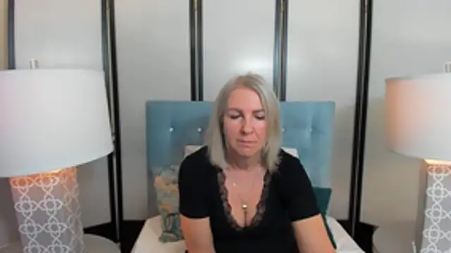 EricaTop online show from April 20, 5:37 pm