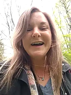Snapshot of SwedishJennifer chatting on May 14, 12:01 pm SwedishJennifer online show from May 14, 12:01 pm
