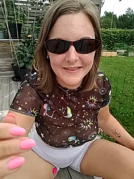 SwedishJennifer online show from June 26, 12:53 pm
