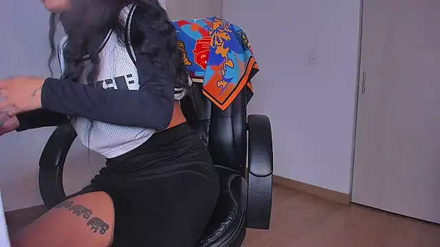 Lisegg  online show from October 15, 9:42 am