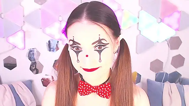 LexiKiss online show from November 29, 10:35 pm