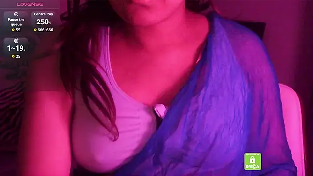 bxdgirlhr online show from April 6, 3:26 am