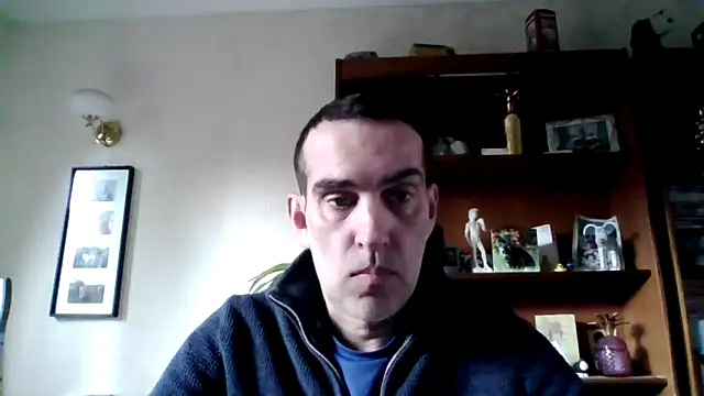 Snapshot of joegalea chatting on April 3, 4:16 pm joegalea online show from April 3, 4:16 pm