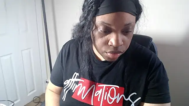 Sexymona1218 online show from May 31, 6:09 pm