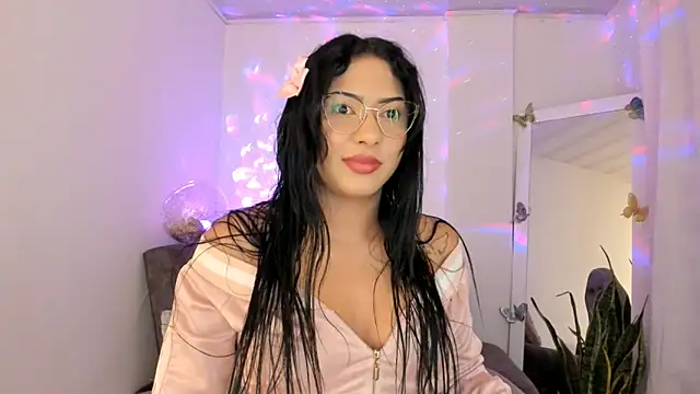 kirasofia online show from September 25, 6:06 am