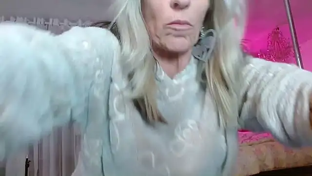 Snapshot of Sweet-Ginger chatting on January 25, 2:47 am Sweet-Ginger online show from January 25, 2:47 am