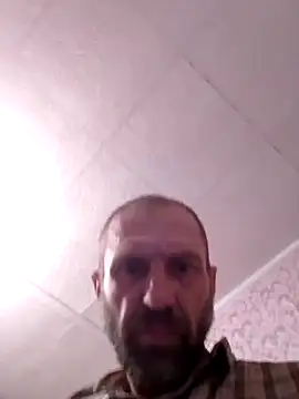 Snapshot of KosBi69 chatting on October 10, 12:42 am KosBi69 online show from October 10, 12:42 am