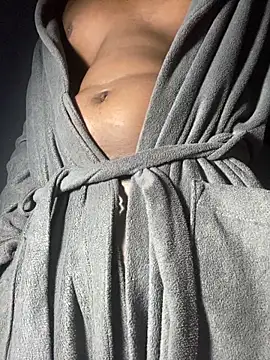 Snapshot of Curvy_conda chatting on March 1, 6:15 am Curvy conda online show from March 1, 6:15 am